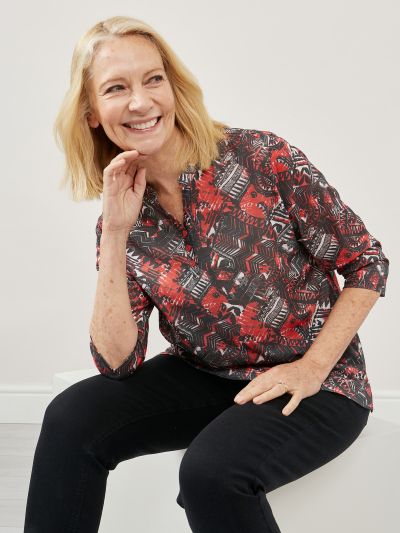 TIGI  Pomegranate Abstract Print Top