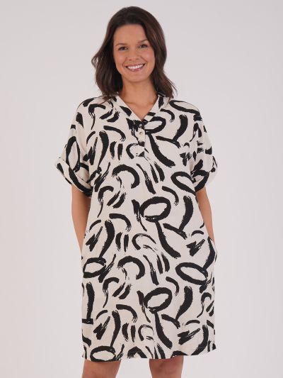 VIZ-A-VIZ Abstract Print Dress