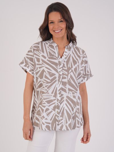 VIZ-A-VIZ Abstract Print Shirt