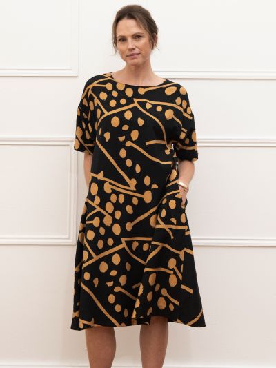 VIZ-A-VIZ Boutique Dominoe Print Dress