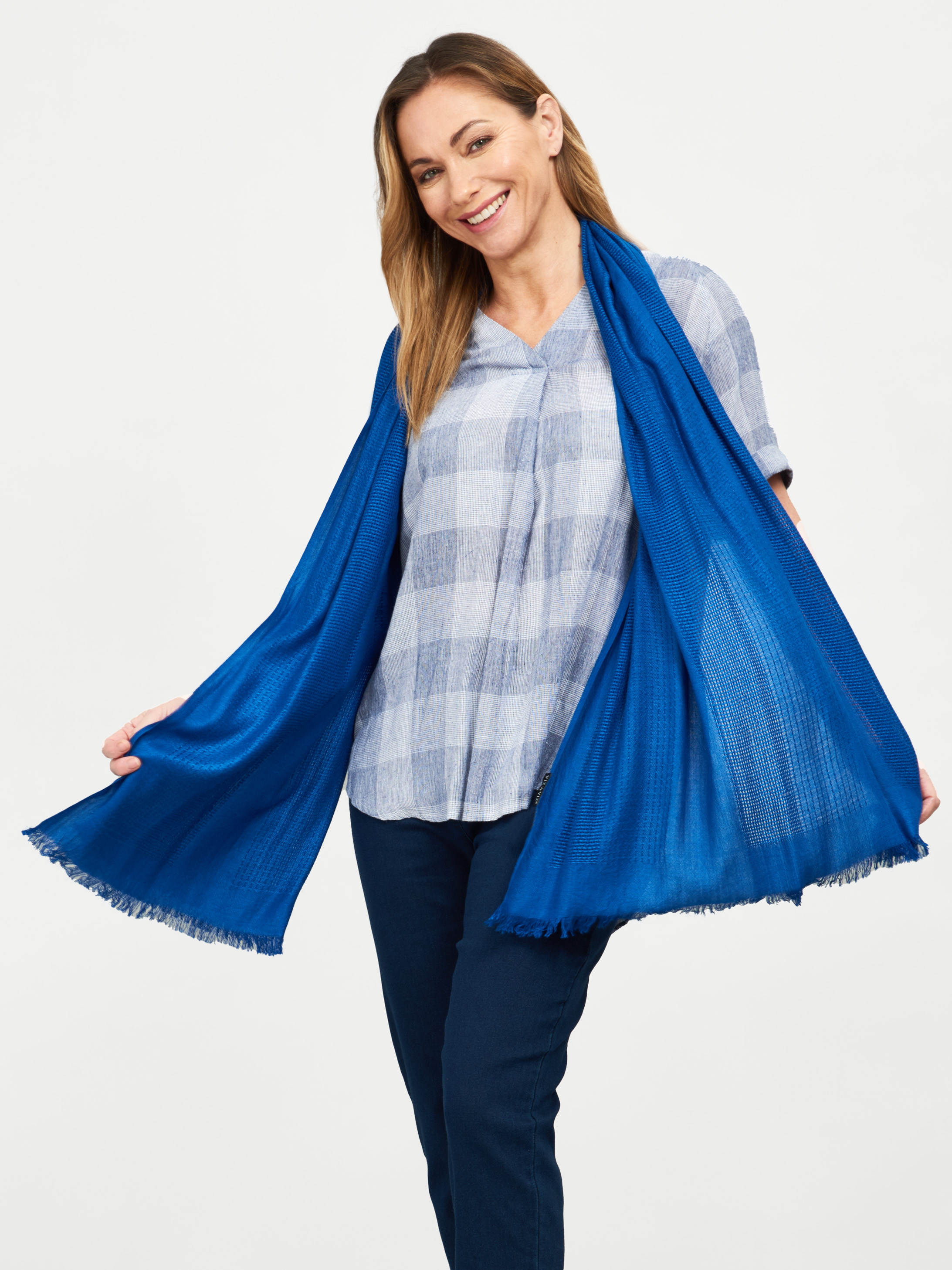 VIZ-A-VIZ Textured Plain Scarf